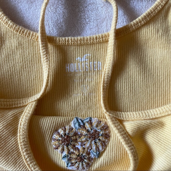 Yellow crop tank - Picture 2 of 2